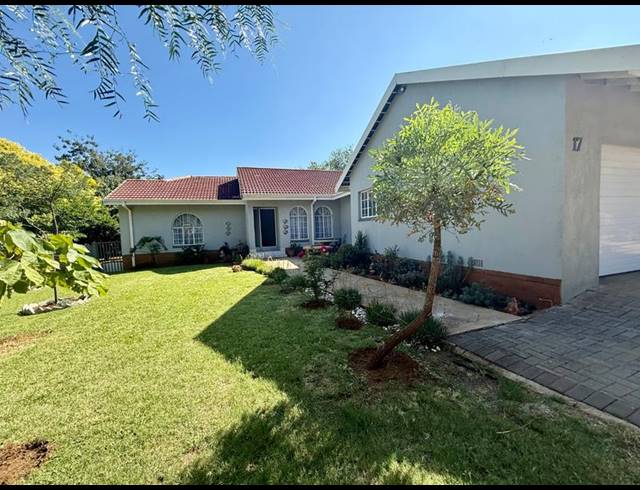 4 BEDROOM HOUSE FOR SALE IN FLORA GARDENS